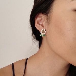 Daisy earrings